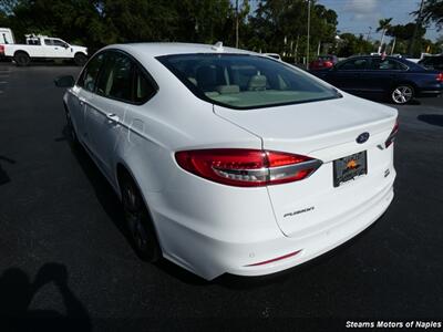 2019 Ford Fusion SEL   - Photo 9 - Naples, FL 34104