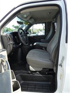 2014 GMC Savana 2500   - Photo 33 - Naples, FL 34104