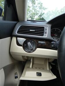 2014 Volkswagen Passat 2.0L TDI SEL Premium   - Photo 23 - Naples, FL 34104