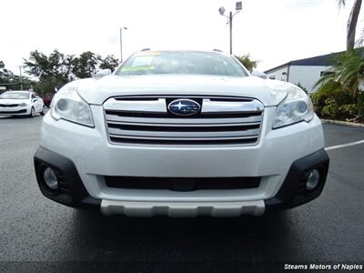 2013 Subaru Outback 2.5i Limited   - Photo 4 - Naples, FL 34104