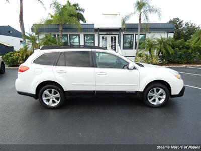 2013 Subaru Outback 2.5i Limited   - Photo 2 - Naples, FL 34104