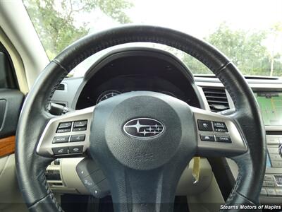 2013 Subaru Outback 2.5i Limited   - Photo 25 - Naples, FL 34104