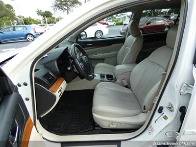 2013 Subaru Outback 2.5i Limited   - Photo 41 - Naples, FL 34104