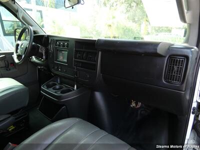 2016 Chevrolet Express 3500   - Photo 35 - Naples, FL 34104