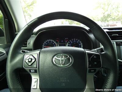 2015 Toyota 4Runner Limited   - Photo 25 - Naples, FL 34104