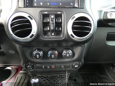 2017 Jeep Wrangler Sahara   - Photo 28 - Naples, FL 34104