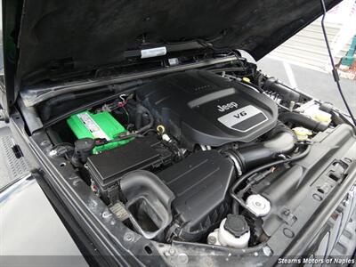 2017 Jeep Wrangler Sahara   - Photo 7 - Naples, FL 34104