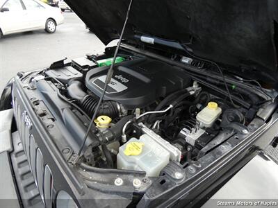 2017 Jeep Wrangler Sahara   - Photo 8 - Naples, FL 34104