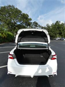 2020 Toyota Camry SE   - Photo 13 - Naples, FL 34104