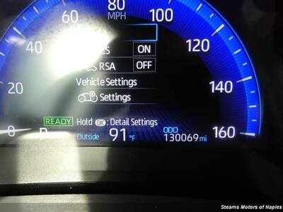 2022 Toyota Corolla LE   - Photo 19 - Naples, FL 34104