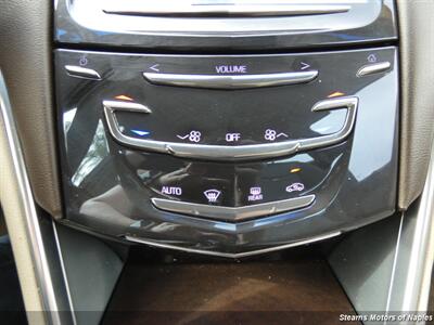 2013 Cadillac XTS 3.6L V6   - Photo 27 - Naples, FL 34104