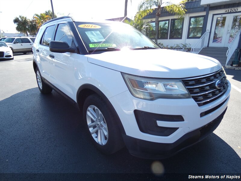 2016 Ford Explorer  