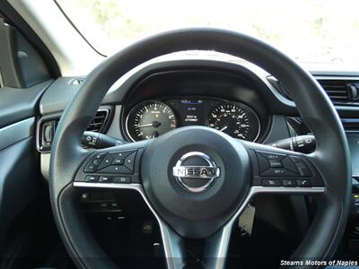 2021 Nissan Rogue Sport   - Photo 24 - Naples, FL 34104