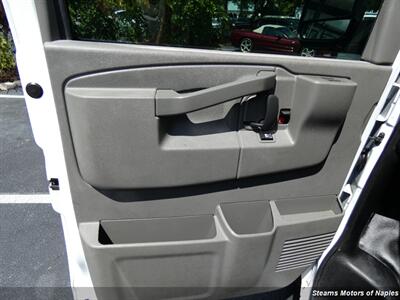 2018 GMC Savana 2500   - Photo 35 - Naples, FL 34104