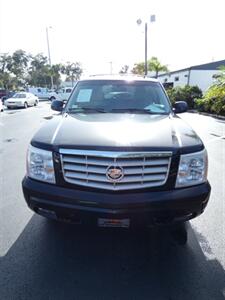 2002 Cadillac Escalade   - Photo 5 - Naples, FL 34104