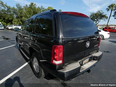 2002 Cadillac Escalade   - Photo 9 - Naples, FL 34104