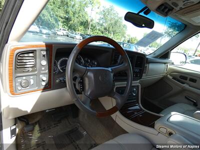 2002 Cadillac Escalade   - Photo 39 - Naples, FL 34104