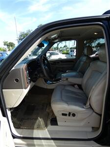 2002 Cadillac Escalade   - Photo 41 - Naples, FL 34104