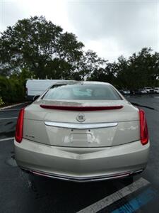 2014 Cadillac XTS Luxury Collection   - Photo 11 - Naples, FL 34104