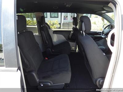 2016 Dodge Grand Caravan SE Plus   - Photo 51 - Naples, FL 34104