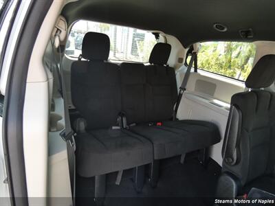 2016 Dodge Grand Caravan SE Plus   - Photo 54 - Naples, FL 34104