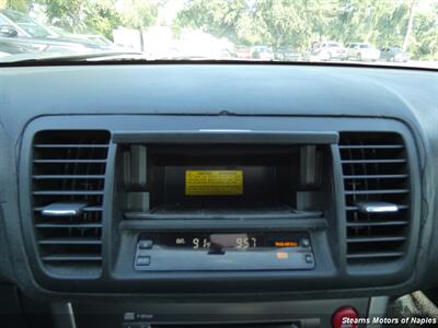 2005 Subaru Legacy 2.5i   - Photo 26 - Naples, FL 34104