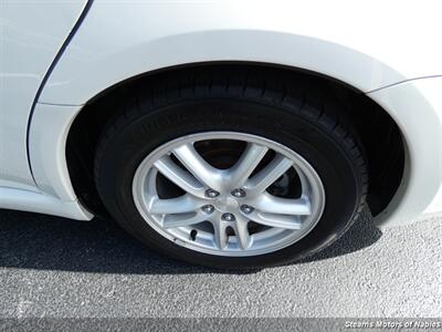 2005 Subaru Legacy 2.5i   - Photo 20 - Naples, FL 34104