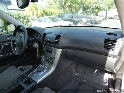 2005 Subaru Legacy 2.5i   - Photo 42 - Naples, FL 34104