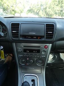 2005 Subaru Legacy 2.5i   - Photo 29 - Naples, FL 34104