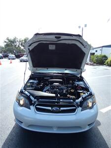 2005 Subaru Legacy 2.5i   - Photo 6 - Naples, FL 34104