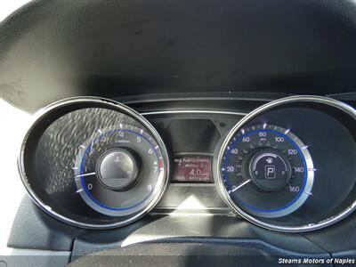 2013 Hyundai Sonata Limited   - Photo 21 - Naples, FL 34104