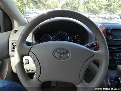 2009 Toyota Sienna XLE   - Photo 24 - Naples, FL 34104