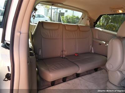 2009 Toyota Sienna XLE   - Photo 57 - Naples, FL 34104