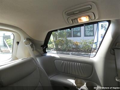 2009 Toyota Sienna XLE   - Photo 58 - Naples, FL 34104