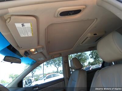 2009 Toyota Sienna XLE   - Photo 35 - Naples, FL 34104