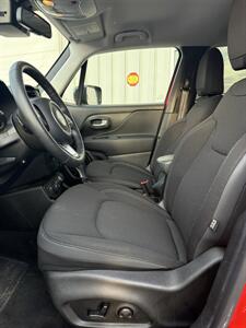 2023 Jeep Renegade Altitude   - Photo 23 - Stuarts Draft, VA 24477