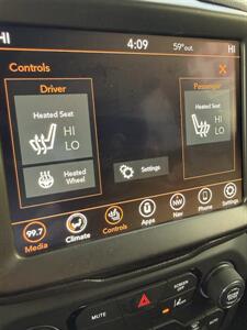 2023 Jeep Renegade Altitude   - Photo 44 - Stuarts Draft, VA 24477
