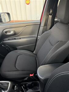 2023 Jeep Renegade Altitude   - Photo 27 - Stuarts Draft, VA 24477