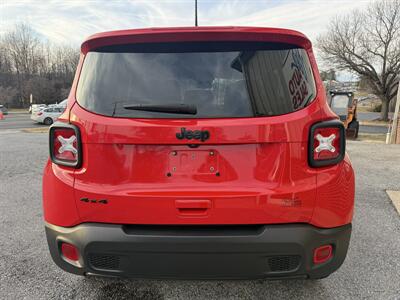 2023 Jeep Renegade Altitude   - Photo 18 - Stuarts Draft, VA 24477