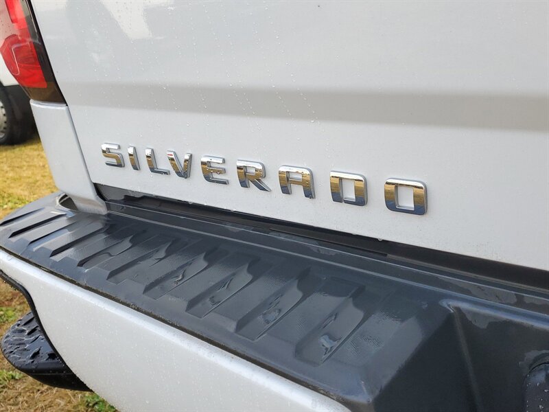 2018 Chevrolet Silverado 1500 LT Z71 photo