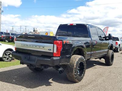 2019 Ford F-250 Super Duty Lariat LIFTED WHEELS AND TIRES   - Photo 2 - Schoolcraft, MI 49087