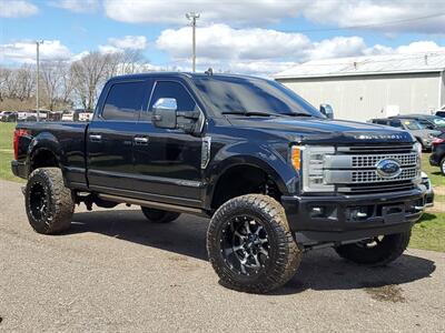 2019 Ford F-250 Super Duty Lariat LIFTED WHEELS AND TIRES   - Photo 37 - Schoolcraft, MI 49087
