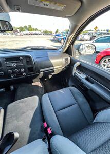 2009 Chevrolet Silverado 1500 4x4 LT Crew Cab! Locally Owned! Low Miles!  Clean Title! Strong Carfax History! Impressive! - Photo 28 - Vancouver, WA 98665