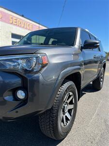 2016 Toyota 4Runner SR5 Premium 4x4! Local! Moonroof! 3rd Row Seating!  Leather! Clean Title! Great Carfax & Service History! - Photo 26 - Vancouver, WA 98665