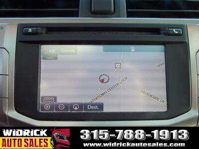 2018 Toyota 4Runner SR5   - Photo 10 - Watertown, NY 13601