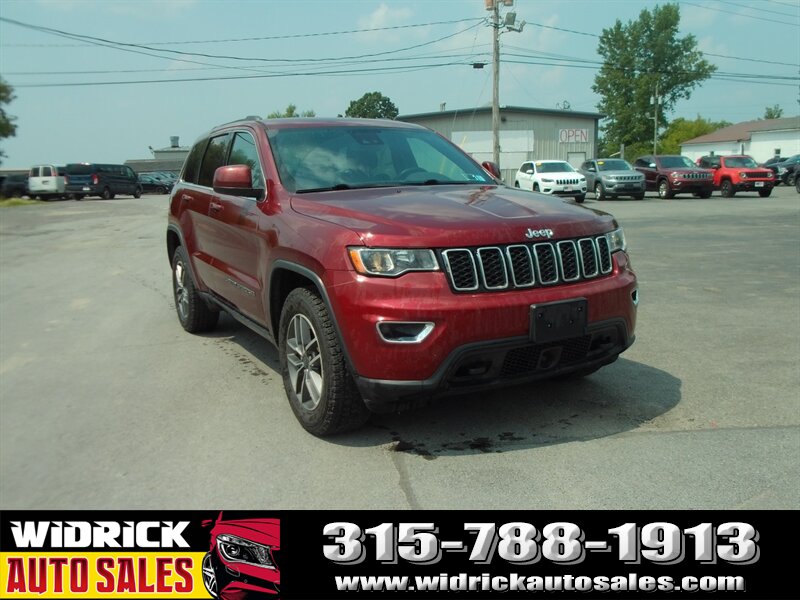 2020 Jeep Grand Cherokee Laredo  