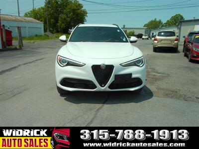 2022 Alfa Romeo Stelvio Sprint   - Photo 2 - Watertown, NY 13601