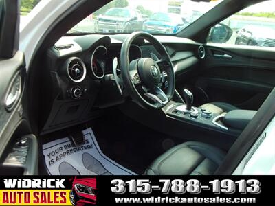 2022 Alfa Romeo Stelvio Sprint   - Photo 4 - Watertown, NY 13601