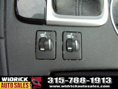 2019 Toyota Highlander XLE   - Photo 12 - Watertown, NY 13601