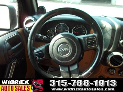 2012 Jeep Wrangler Unlimited Sahara   - Photo 7 - Watertown, NY 13601